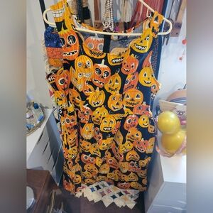 Retrolicious 2x Pumpkin dress